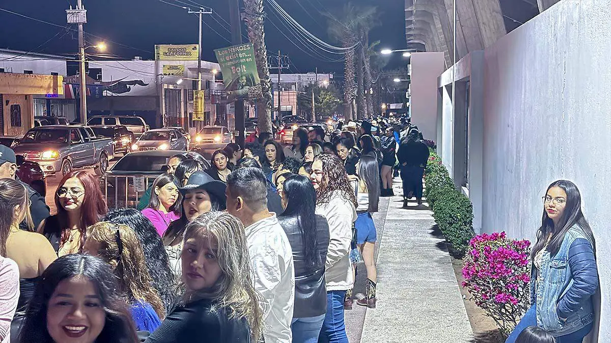 cuantas personas acudieron al concierto de josi y jorge